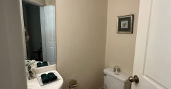 Vendo Departamento, Dos Dormitorios, Amoblado, Parqueaderos. Sector La Carolina