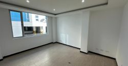 Rento Departamento, Dos Dormitorios, Tres Baños, Sin Amoblar. SectorEl Batán