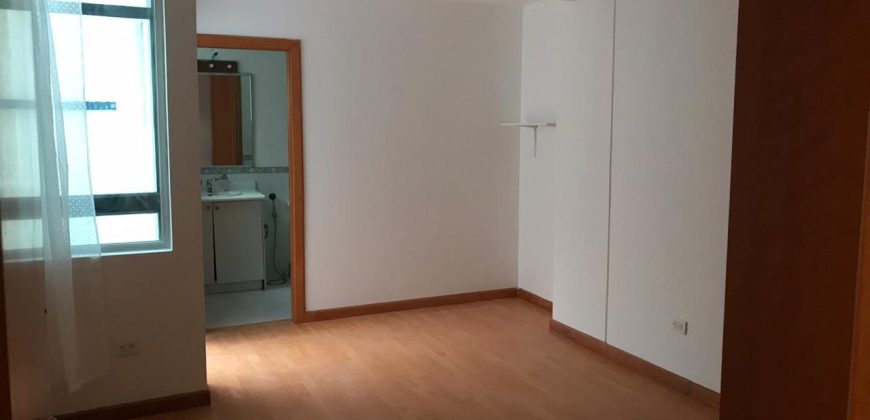 Vendo Departamento, Tres Dormitorios, Terraza con Pérgola, BBQ. Sector Bellavista