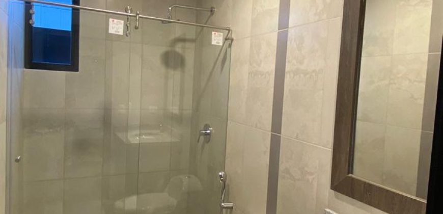 Vendo Departamento, Dos Dormitorios, Parqueaderos, Bodega. Sector La Carolina