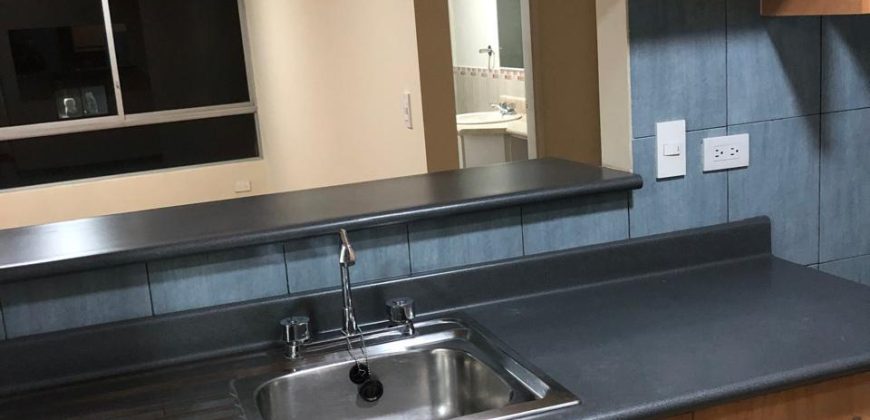 Rento Departamento, Dos Dormitorios, Sin Amoblar. Sector Gaspar de Villarroel