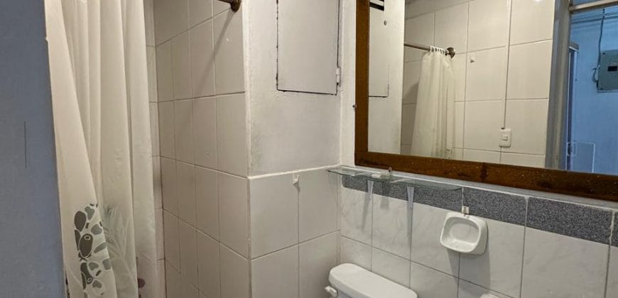 Rento Departamento, Dos Dormitorios, Sin Amoblar, Parqueadero. Sector Granados