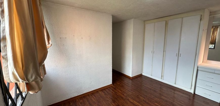 Rento Departamento, Dos Dormitorios, Sin Amoblar, Parqueadero. Sector Granados