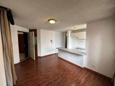 Rento Departamento, Dos Dormitorios, Sin Amoblar, Parqueadero. Sector Granados