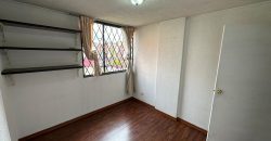 Rento Departamento, Dos Dormitorios, Sin Amoblar, Parqueadero. Sector Granados