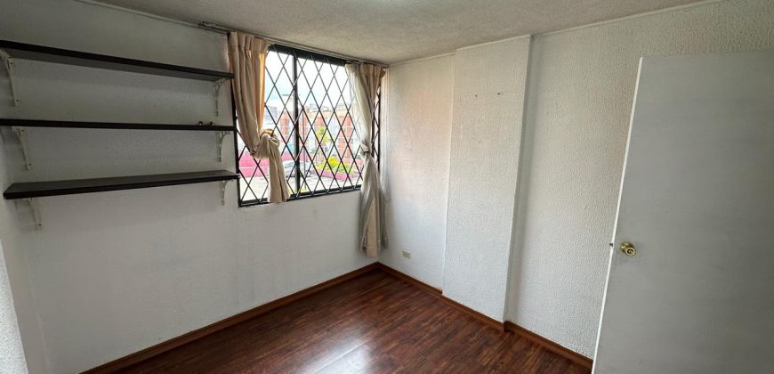 Rento Departamento, Dos Dormitorios, Sin Amoblar, Parqueadero. Sector Granados