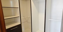 Vendo Departamento, Cuatro Dormitorios, Family room. Sector González Suárez