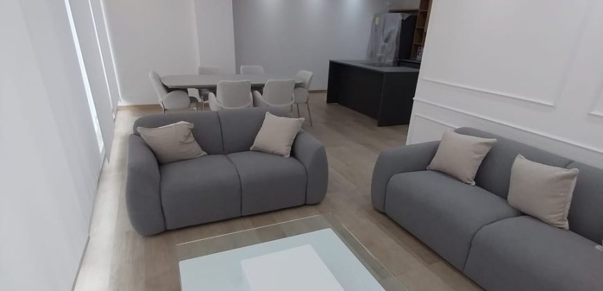 Rento Departamento, Amoblado, Tres Dormitorios, A Estrenar, Terraza. Sector La Carolina