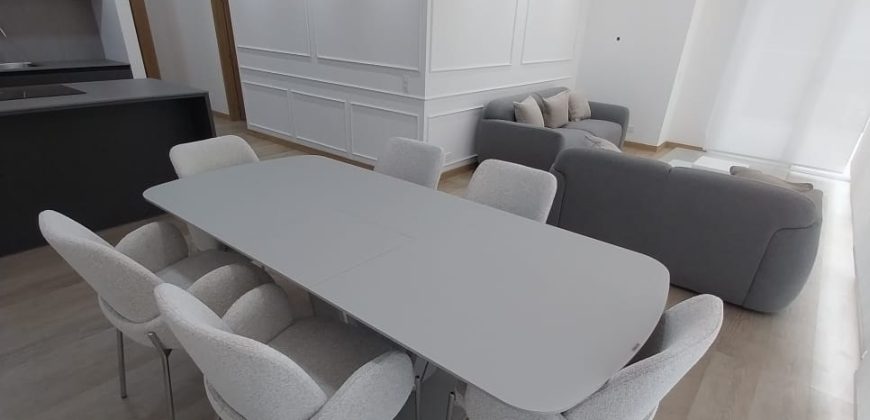 Rento Departamento, Amoblado, Tres Dormitorios, A Estrenar, Terraza. Sector La Carolina