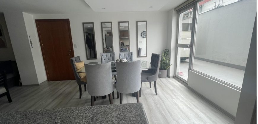 Vendo Departamento, Dos Dormitorios, Parqueadero, Bodega. Sector Rumipamba