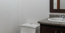 Vendo Departamento, Dos Dormitorios, Parqueadero, Bodega. Sector Rumipamba