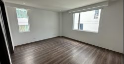 Rento Departamento, Tres Dormitorios, 4 baños. Sector El Batán