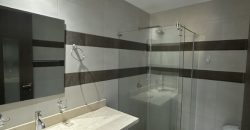 Rento Departamento, Tres Dormitorios, 4 baños. Sector El Batán