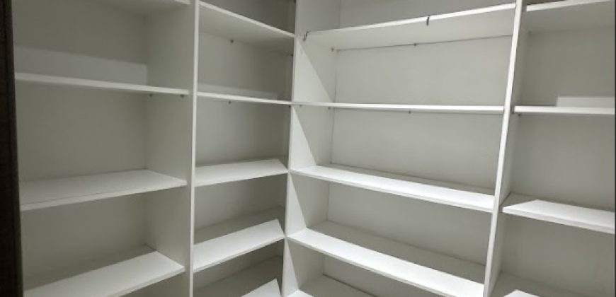 Rento Departamento, Tres Dormitorios, 4 baños. Sector El Batán