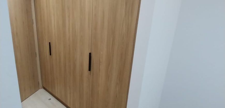 Rento Departamento, Amoblado, Tres Dormitorios, A Estrenar, Terraza. Sector La Carolina