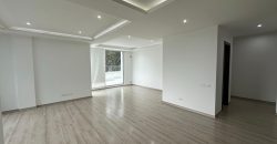 Rento Departamento, Tres Dormitorios, 4 baños, Terraza. Sector El Batán