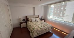 Vendo Suite, Sin Amoblar, Parqueadero. Sector La Carolina