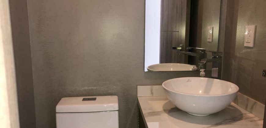 Rento Suite, Moderna, Un Dormitorio, Sin Amoblar, Parqueadero, Bodega. Sector La Carolina