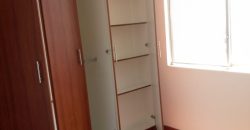 Rento Departamento, Tres Dormitorios, Sin Amoblar, Parqueadero, Bodega. Sector Quicentro