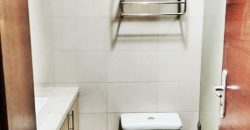 Vendo Departamento, Dos Dormitorios, Parqueadero, Bodega. Sector La Floresta