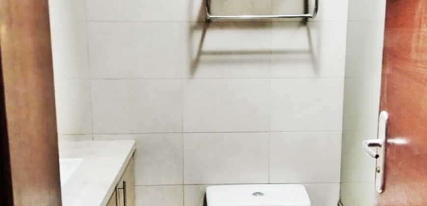 Vendo Departamento, Dos Dormitorios, Parqueadero, Bodega. Sector La Floresta