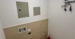 Vendo Departamento, Dos Drmitorios, Sin Amoblar, Parqueadero. Sector 12 de Octubre