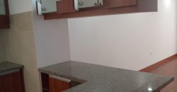 Rento Departamento, Tres Dormitorios, Sin Amoblar, Parqueadero, Bodega. Sector Quicentro