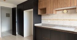 Vendo Departamento, Tres Dormitorios, Sala Tv, Parqueaderos, Bodega. Sector El Batán