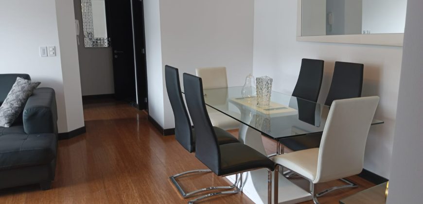 Rento Departamento, Amoblado, Tres Dormitorios. Sector El Batán