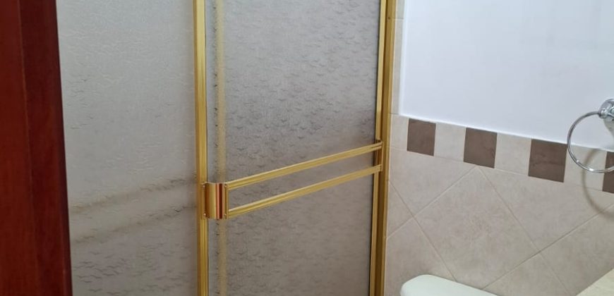 Vendo, Departamento, Dos Dormitorios, Parqueadero, Bodega. Sector La Carolina