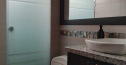 Rento/Vendo, Departamento, Dos Dormitorios, Amoblado, Parqueadero. Sector La Carolina