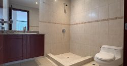 Vendo Departamento, Tres Dormitorios, Sala Tv, Parqueaderos, Bodega. Sector El Batán