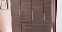 Vendo Suite, Sin Amoblar, Un Dormitorio, Parqueadero, Bodega. Sector Los Granados