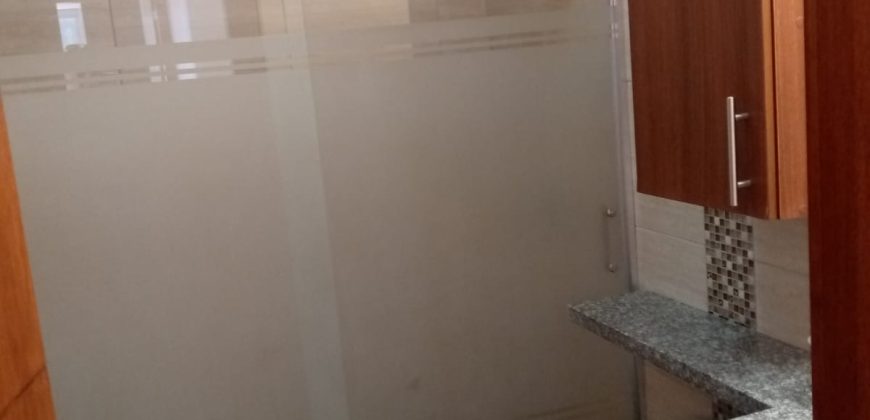 Rento Departamento, Tres Dormitorios, Sin Amoblar, Parqueadero, Bodega. Sector Quicentro