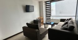 Rento Suite, Amoblada, Un Dormitorio, Parqueadero, Bodega. Sector Bellavista