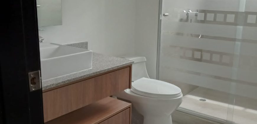 Rento Departamento, Amoblado, Tres Dormitorios. Sector El Batán