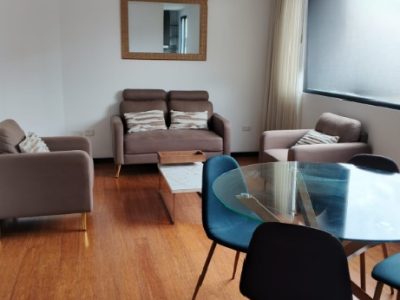 Rento/Vendo, Departamento, Dos Dormitorios, Amoblado, Parqueadero. Sector La Carolina