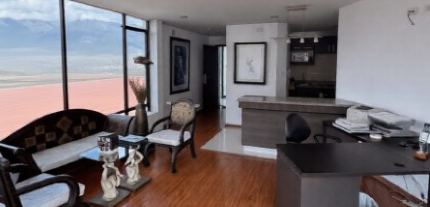 Vendo Suite, Sin Amoblar, Un Dormitorio, Parqueadero, Bodega. Sector Los Granados