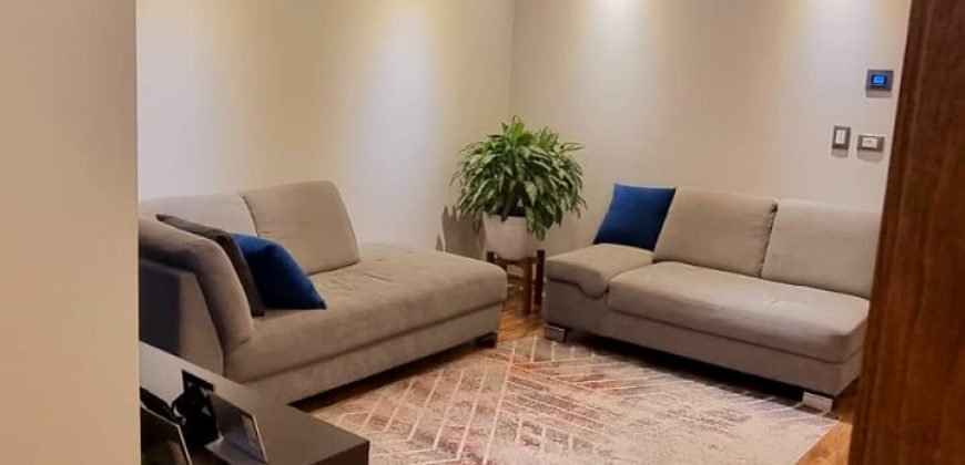 Vendo Departamento, Dos Dormitorios, Sin Amoblar. Sector La Carolina