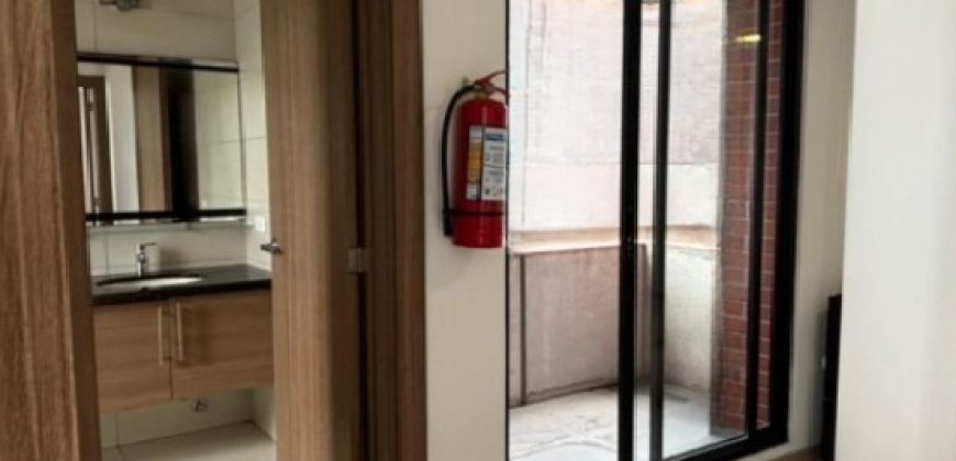 Rento Suite, Amoblada, Un Dormitorio, Parqueadero. Bodega. Sector La Carolina