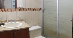 Rento Departamento, Tres Dormitorios, Sin Amoblar, Parqueadero. Sector Bosmediano