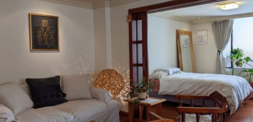 Vendo Suite, Un Dormitorio, Sin Amoblar, Parqueadero. Sector La Carolina