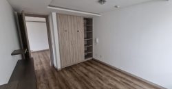 Vendo Suite, Un Dormitorios, Balcón, Parqueadero, Sector El Batán