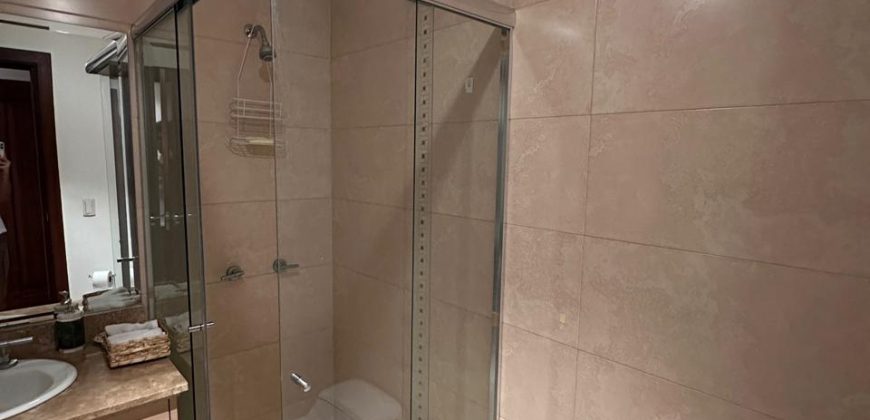 Vendo Departamento, Tres Dormitorios, Sin Amoblar. Sector La Coruña