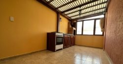 Vendo Departamento, Tres Dormitorios, Terraza Cubierta, Parqueaderos, Bodega. Sector Granados