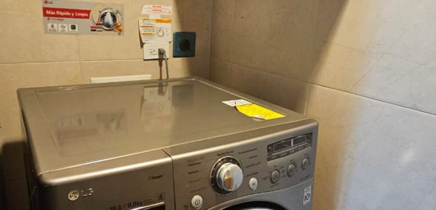 Rento Suite, Amoblada, Un Dormitorio, Parqueadero. Sector La Carolina