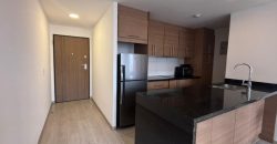 Rento Suite, Amoblada, Un Dormitorio, Parqueadero. Bodega. Sector La Carolina