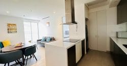 Vendo Suite, Un Dormitorio, Sin Amoblar, Parqueadero. Sector González Suárez