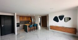 Vendo Departamento, Tres Dormitorios, Parqueadero, Bodega. Sector El Batan