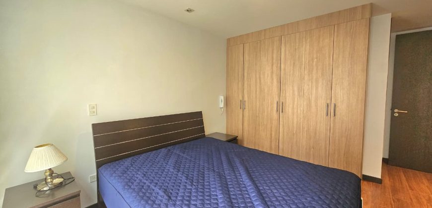 Rento Suite, Amoblada, Un Dormitorio, Parqueadero. Sector La Carolina